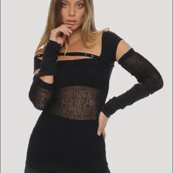 Black Top - Picture 1 of 4